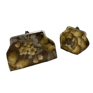 Pair of Vintage Nesting Kiss Clasp Felt Coin Purses Cosmetic Bags